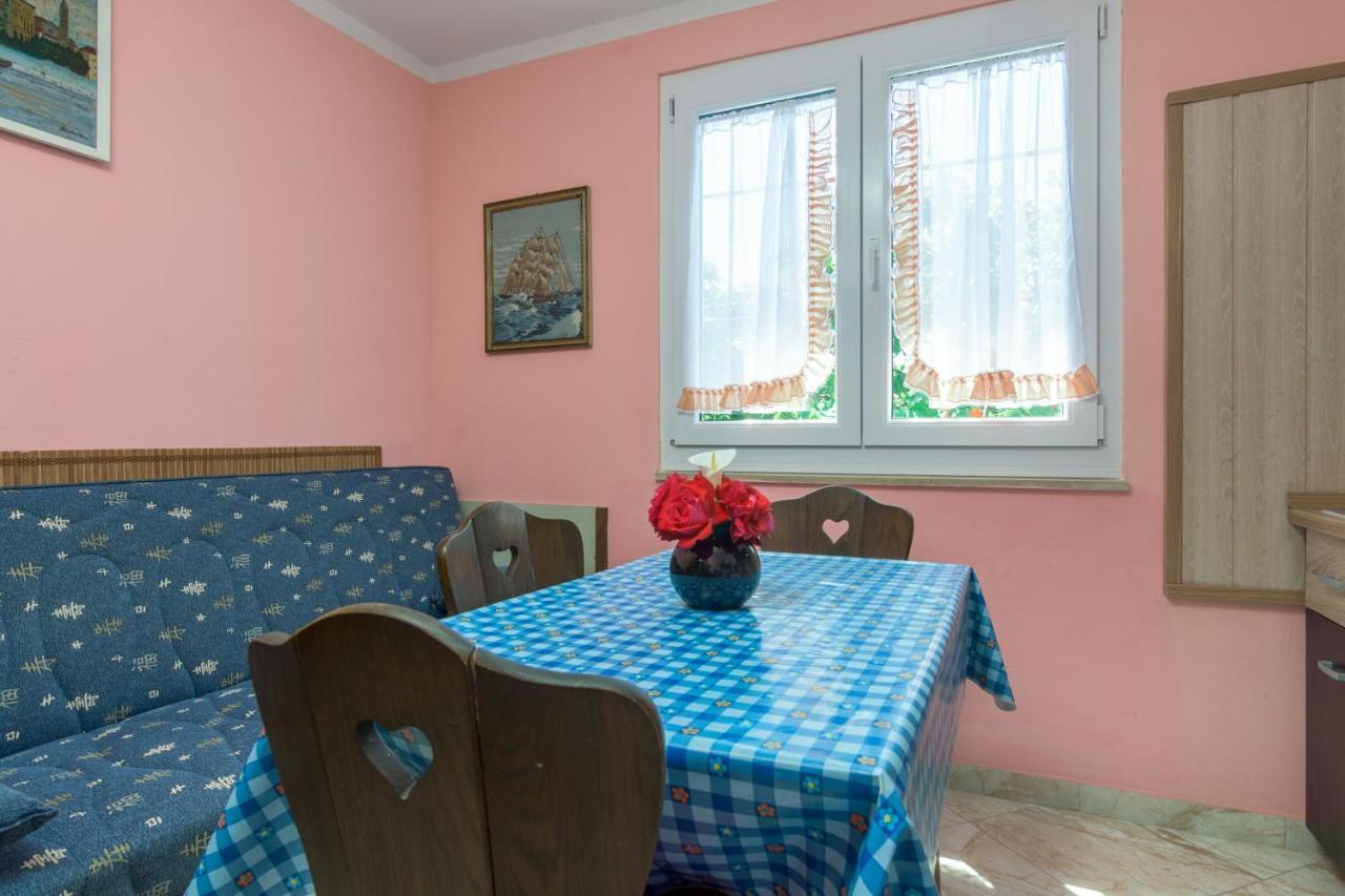 With A Parking Space - 16053 Apartman